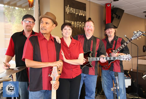 The Tule Cats band with Dayna Wills